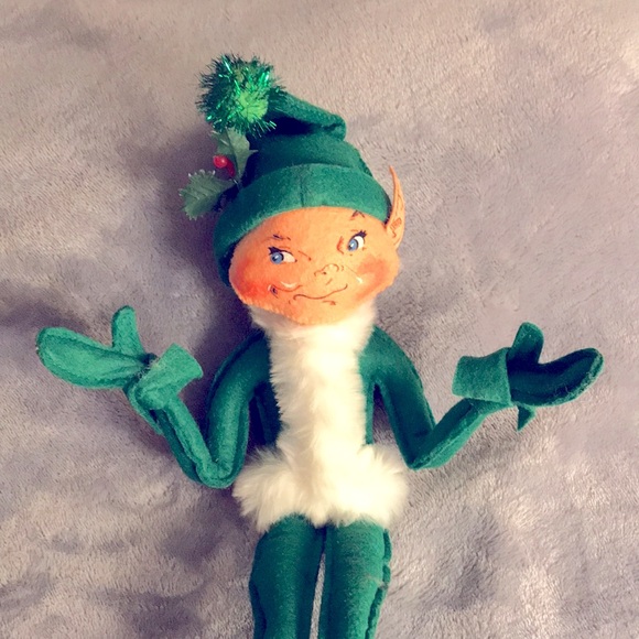 ANNALEE Christmas Elves TWO  green white red posable bendable - Picture 2 of 6